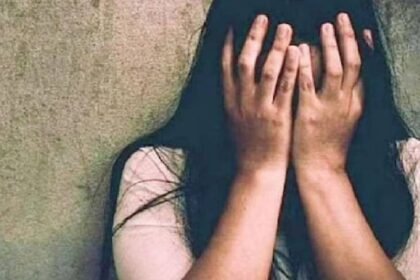 Police Aarakshak Par Fir Darj