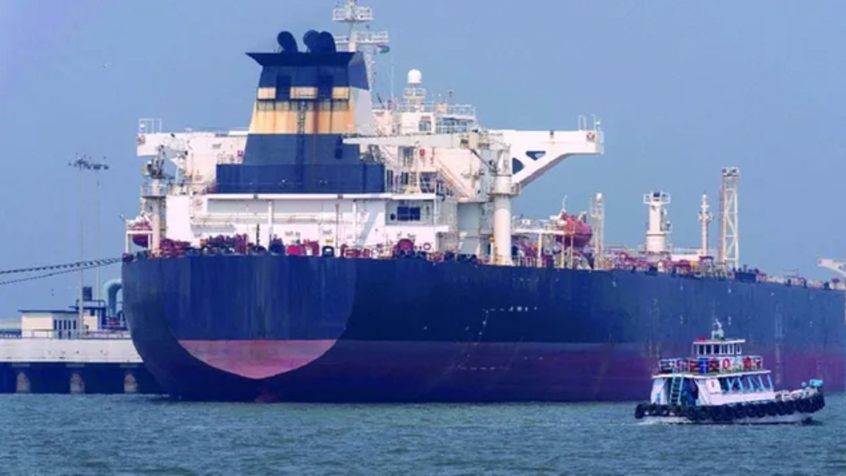 US-Iran Tensions: West Asia Flared Up Again by US Airstrikes