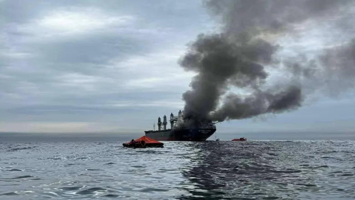 Iranian attack on two UAE oil tankers in the Strait of Hormuz