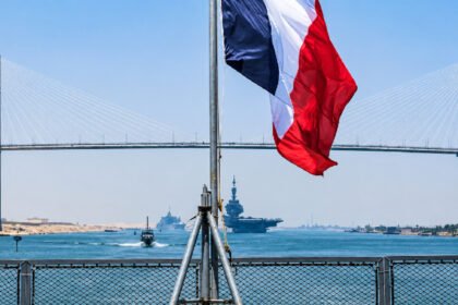 France and Britain gear up for Hormuz security; joint mission to clear mines.