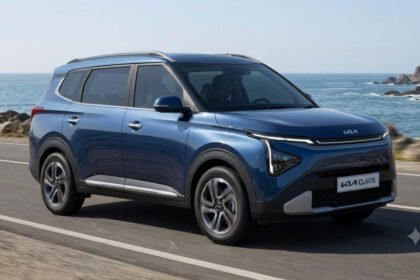 Kia Carens Clavis CNG